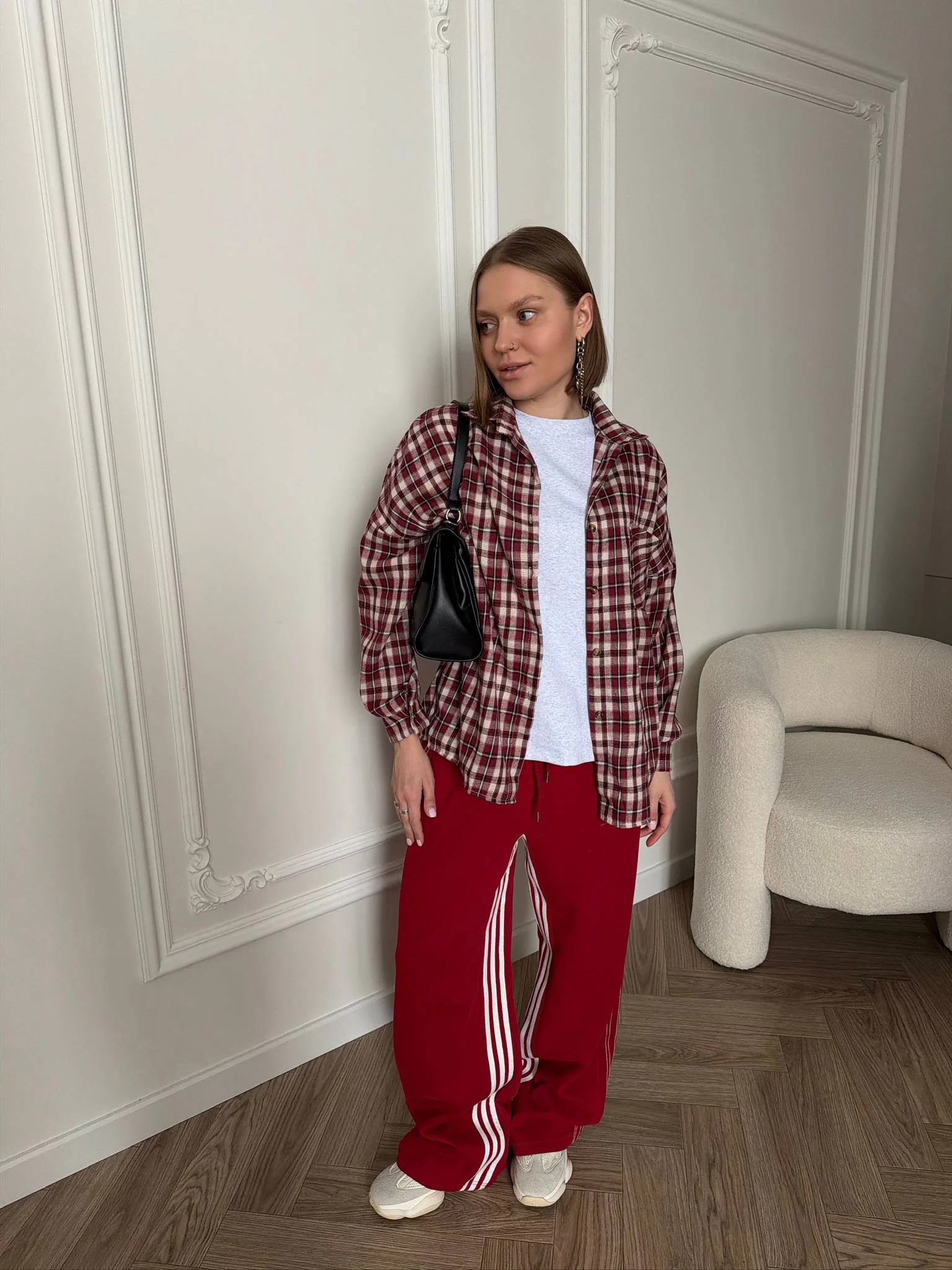 Брюки спортивные красный