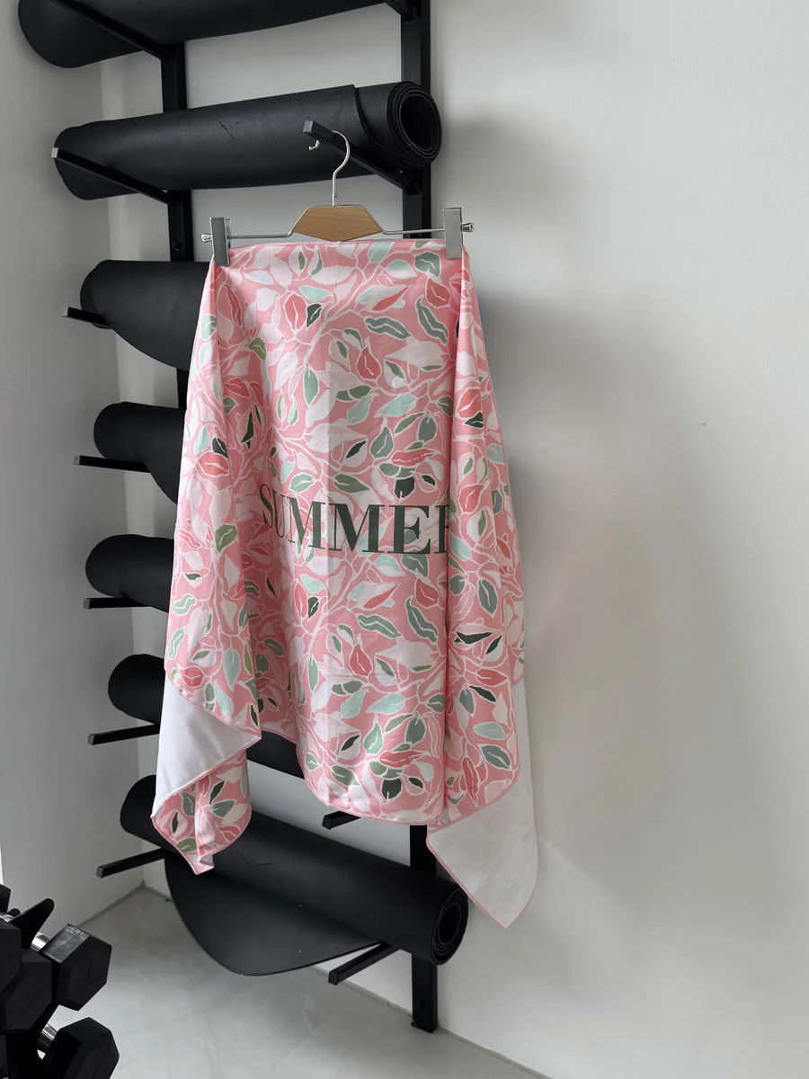 Спортивное полтенце 75*150 розовое (Розовый One size)