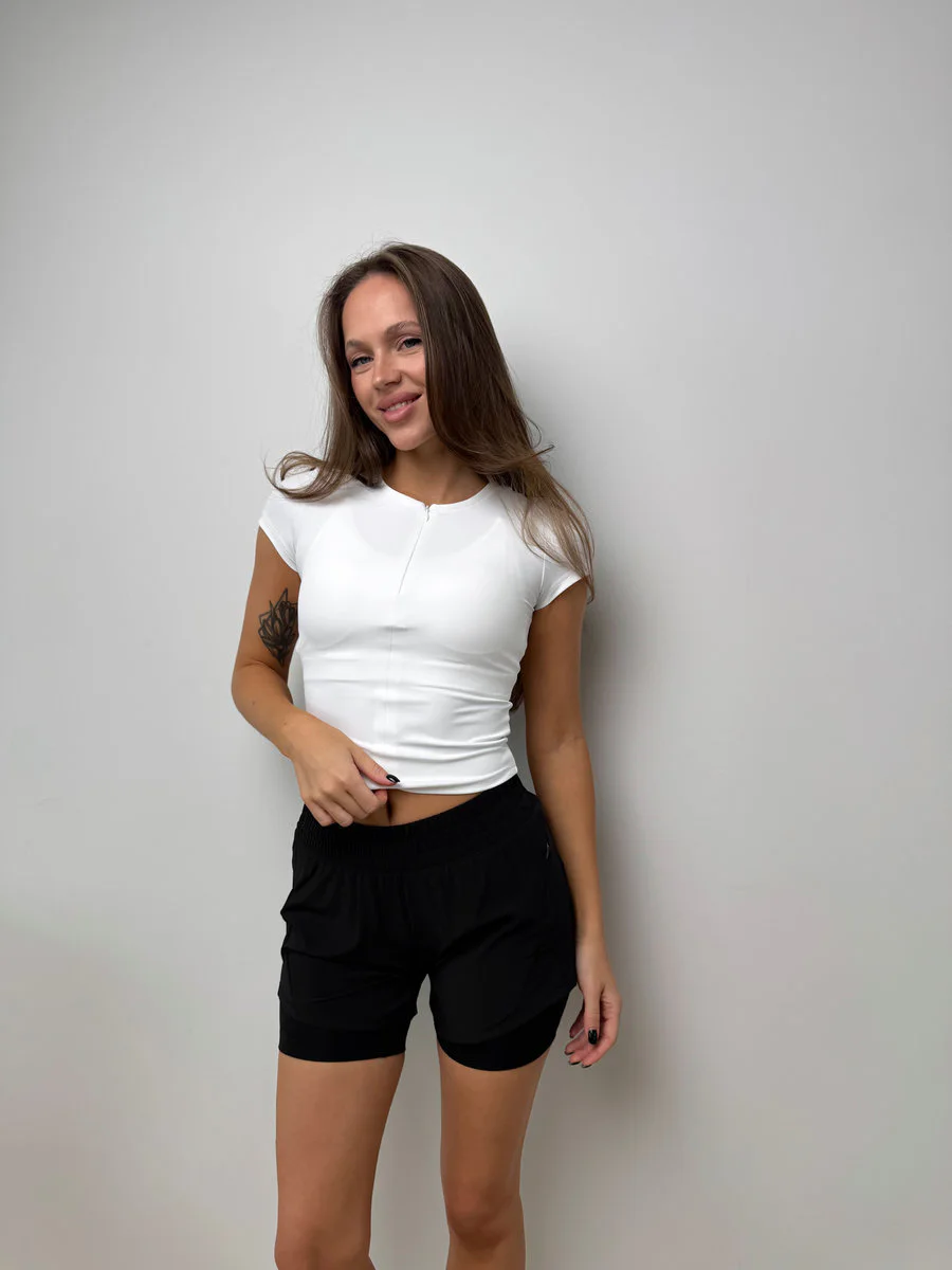 Спортивные шорты с удлиненным подшортником